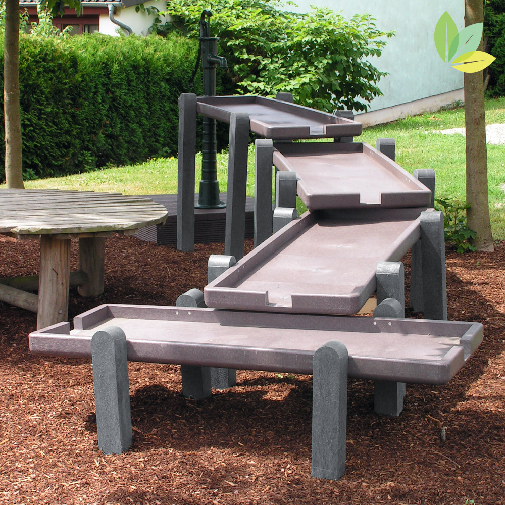 Matschtisch, Wasserspielplatz aus hanit® Recycling Kunststoff